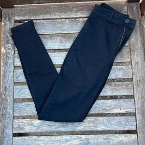 FITJEANS - Size Small - Black